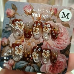 GLAM- Light Brown Floral